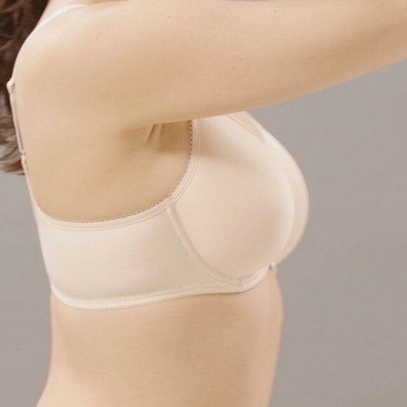 Wacoal Basic Beauty Spacer Underwire T-Shirt Bra in Sand Size 34DD - Picture 2 of 9